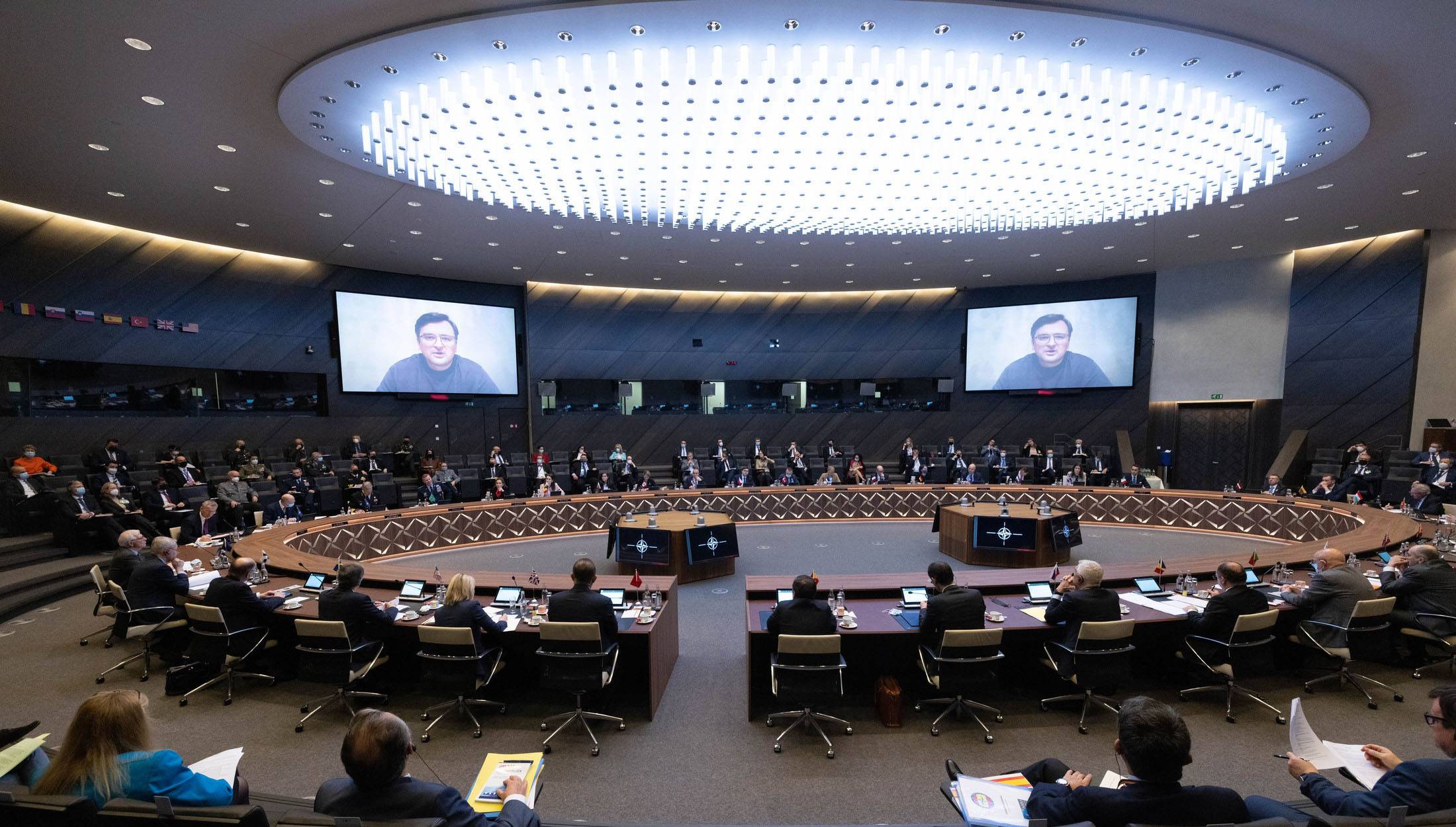  Срещата на министрите на външните работи на НАТО в централата на Алианса 